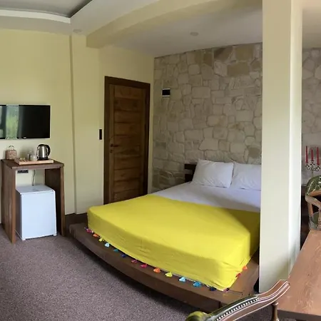 Queen City & Bungalov