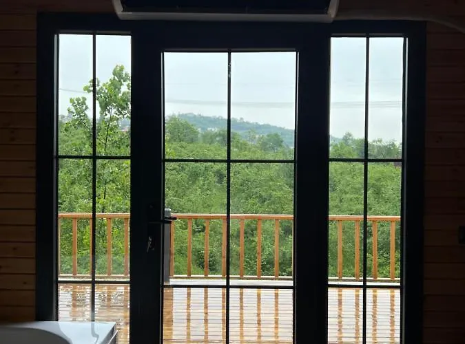 Queen City & Bungalov Hotell