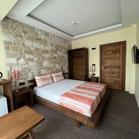 Hotel Queen City & Bungalov Trabzon