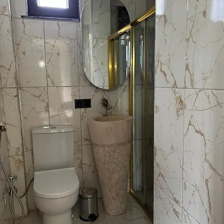 Hotel Queen City & Bungalov Trabzon