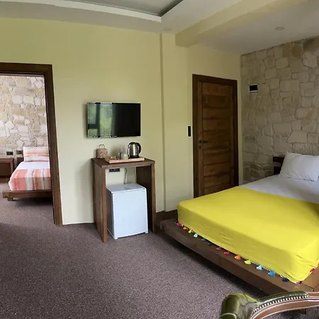 Hotel Queen City & Bungalov Trabzon